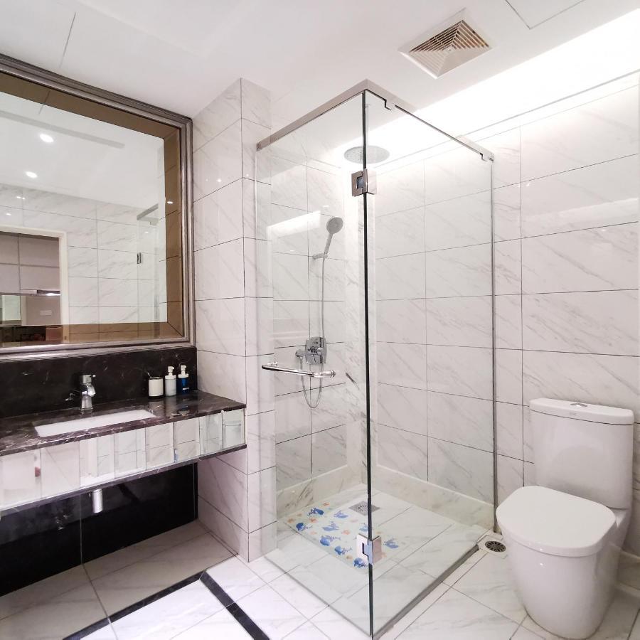 Sky Pool Elegant Suite @ Sri Hartamas Kuala Lumpur Exterior photo